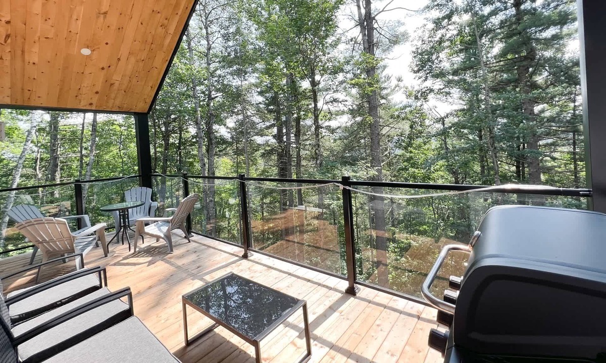 Sainte-Beatrix House | Spa and Nature, with River Access!