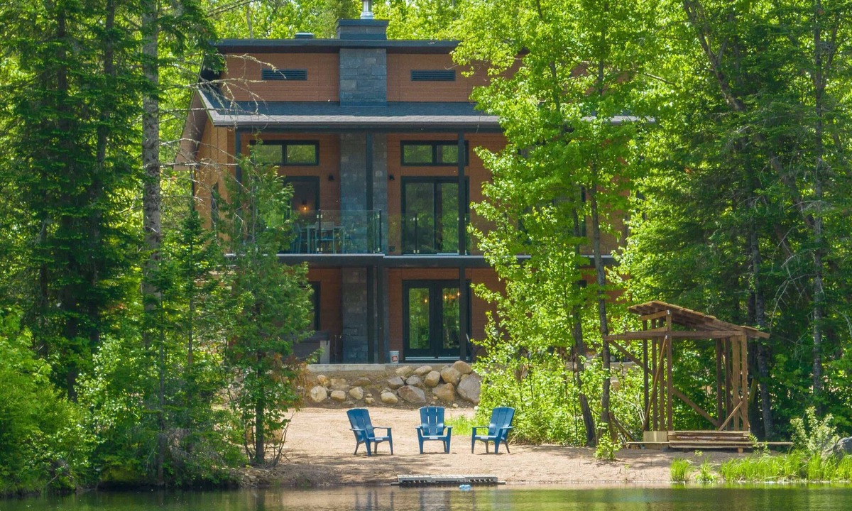 Saint-Alexis-des-Monts House | Spa et Private lake | Le Rocher du Lac