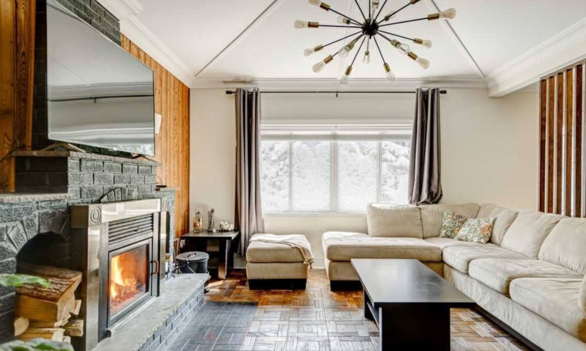 Rawdon Ski Chalet | Spa & Lake Access | The Lakeshore