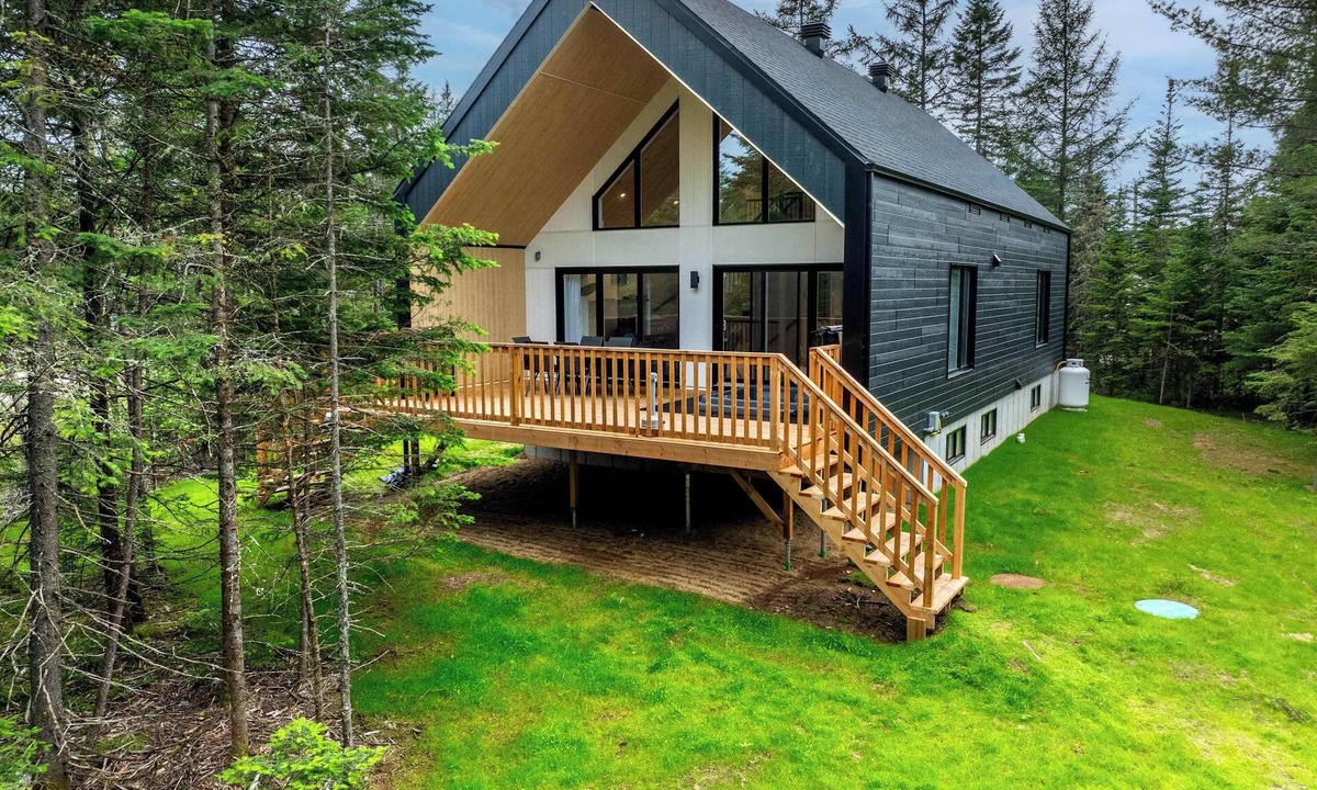 Shannon Ski Chalet | Spa - Pool table | Great Comfort | Chalet Le Mysa