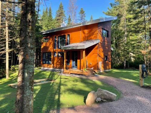 Sainte-Christine-d'Auvergne House | Spa Relaxation Forest & River - Le Marmontin