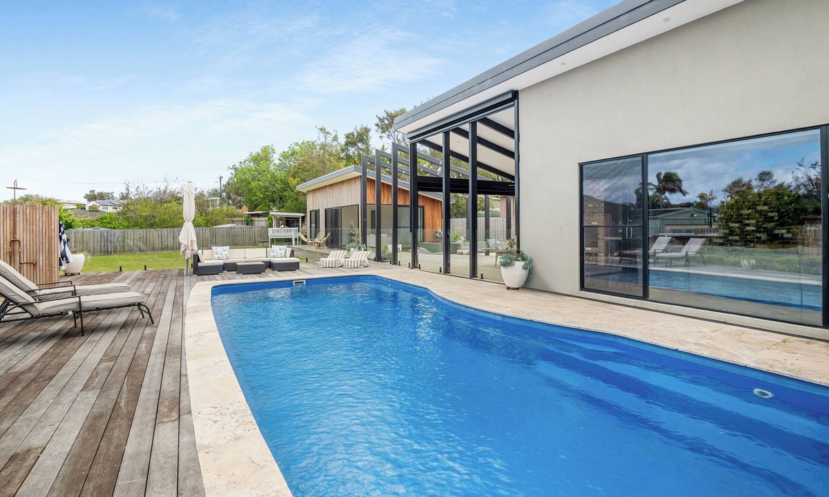 Tootgarook House | Space & Lifestyle Modern Retreat