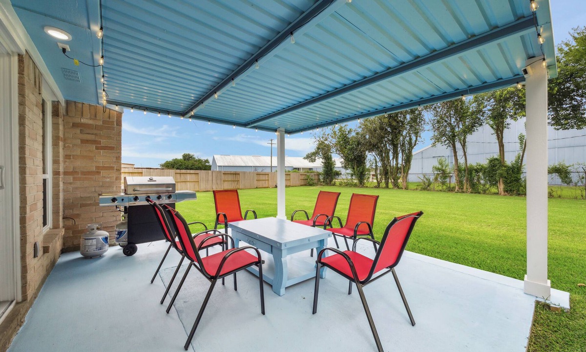 Southbelt/Ellington House | Space & Sunshine Retreat/3BR Near NASA & NRG