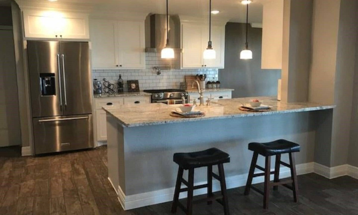 Indian Shores House | Space to just be, #room to write (e.g., your books), #refind #connect