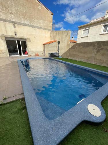 Saint-Cyprien Villa | Spacieuse villa a St Cyprien pour 15