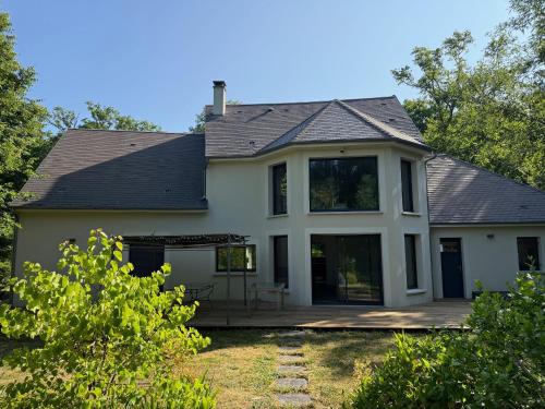 Donnery House | Spacieuse Villa entre forêt et golf, calme absolu - FR-1-590-589