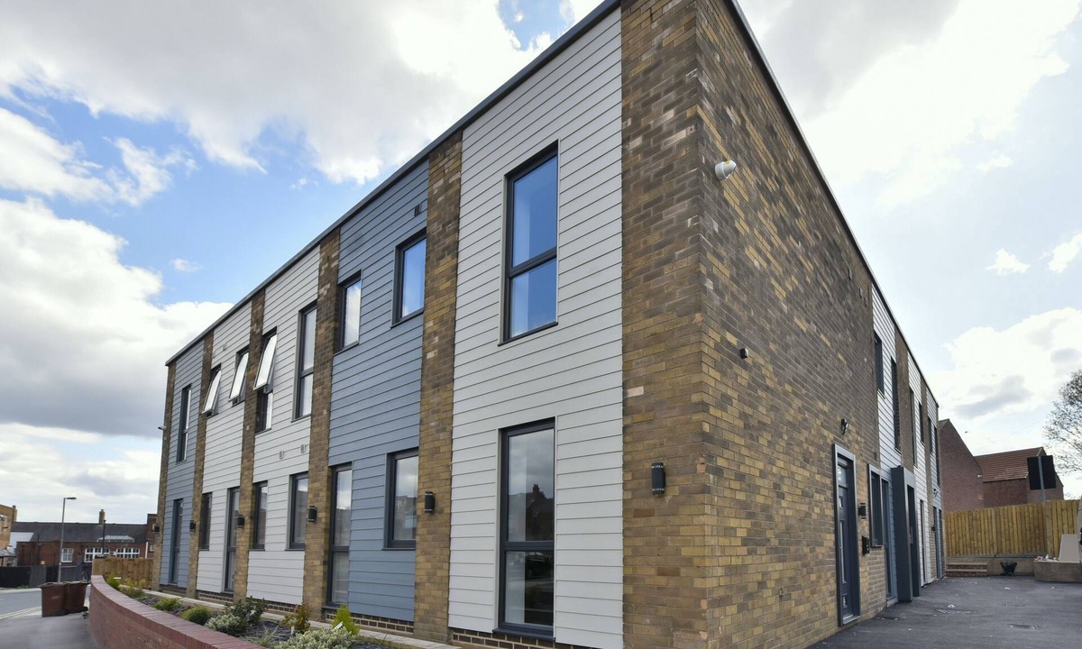 Pontefract Apartment | * Spacious 1 Bedroom Apartment*