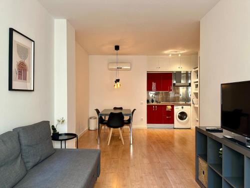 Sant Gervasi – la Bonanova Apartment | Spacious 1 bedroom home in Bonanova