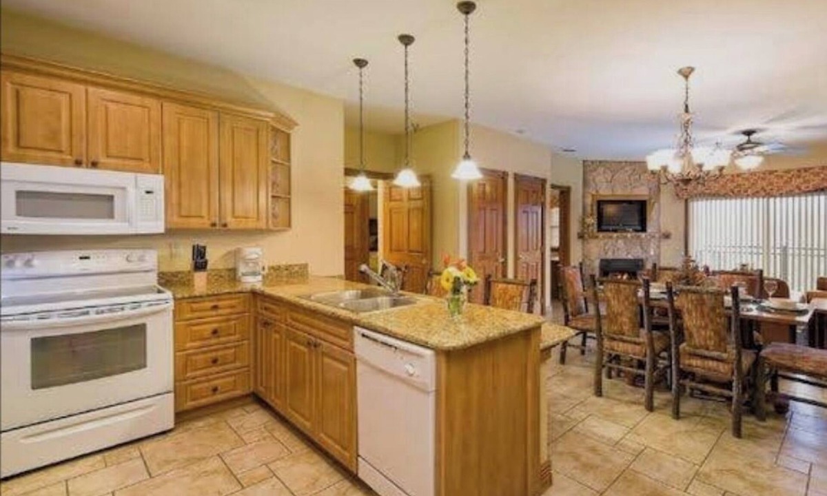 Gatlinburg Villa | Spacious 1-bedroom villa at beautiful Westgate Smokey Mountain Resort