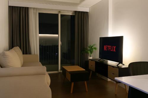 Serpong Apartment | Spacious 1BR Apartment CASA ICE BSD by alonelyroom
