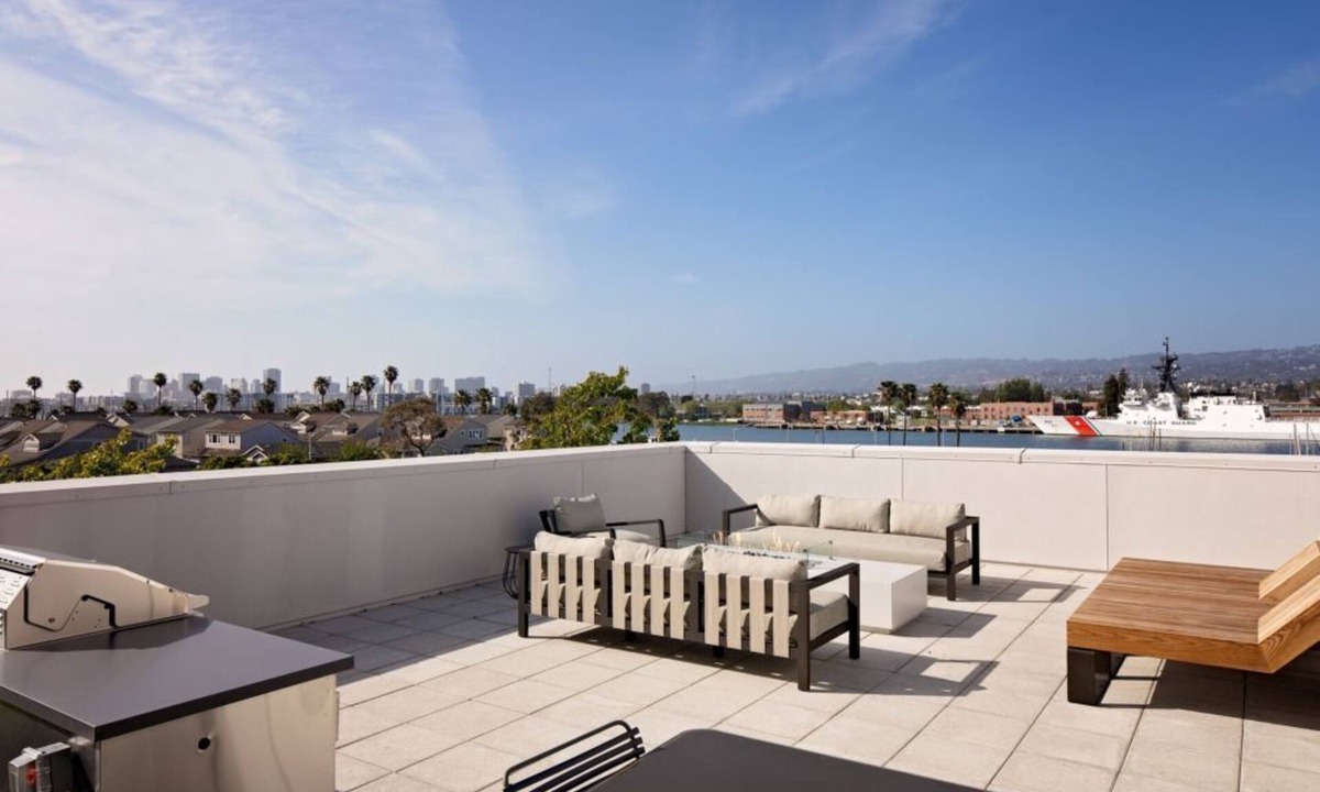 Alameda Condo | Spacious 1BR Condo with Pool in Alameda