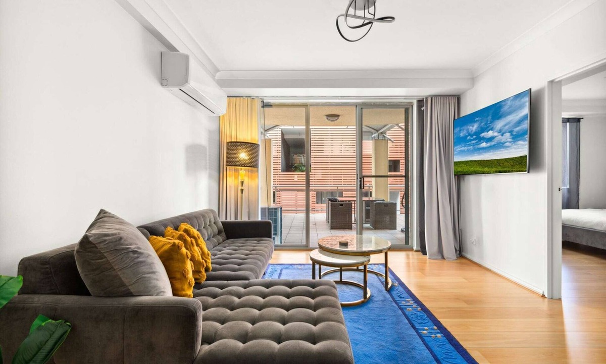 Parramatta Apartment | Spacious 2-Bed Apartment Near Parramatta CBD