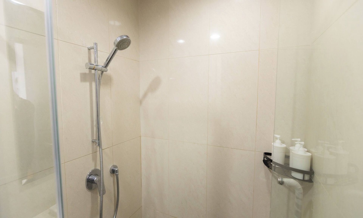 Tangerang Apartment | Spacious 2 BR Apt Near SMS Mall – 10 Min Walk