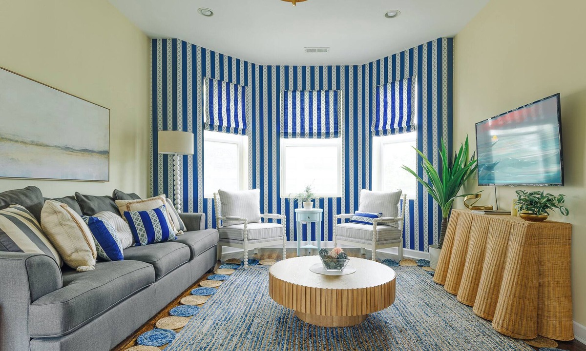 Uptown Apartment | Spacious 2-BR Condo + Free On-Site Parking