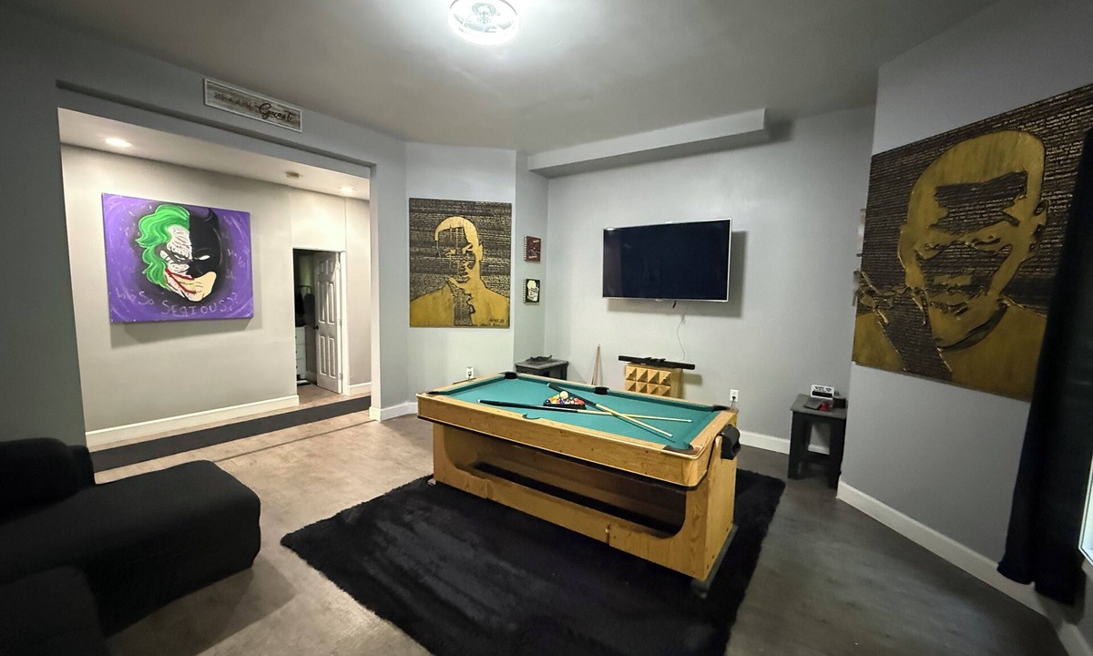 Lawrenceville House | Spacious 2BR Suite + Pool Table InPatio + Private