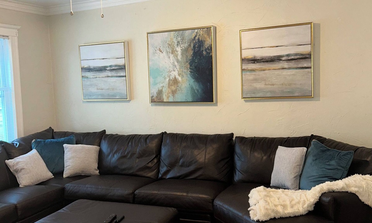 Mattapan Apartment | Spacious 2nd fl 4 bedroom 2 bath apartment