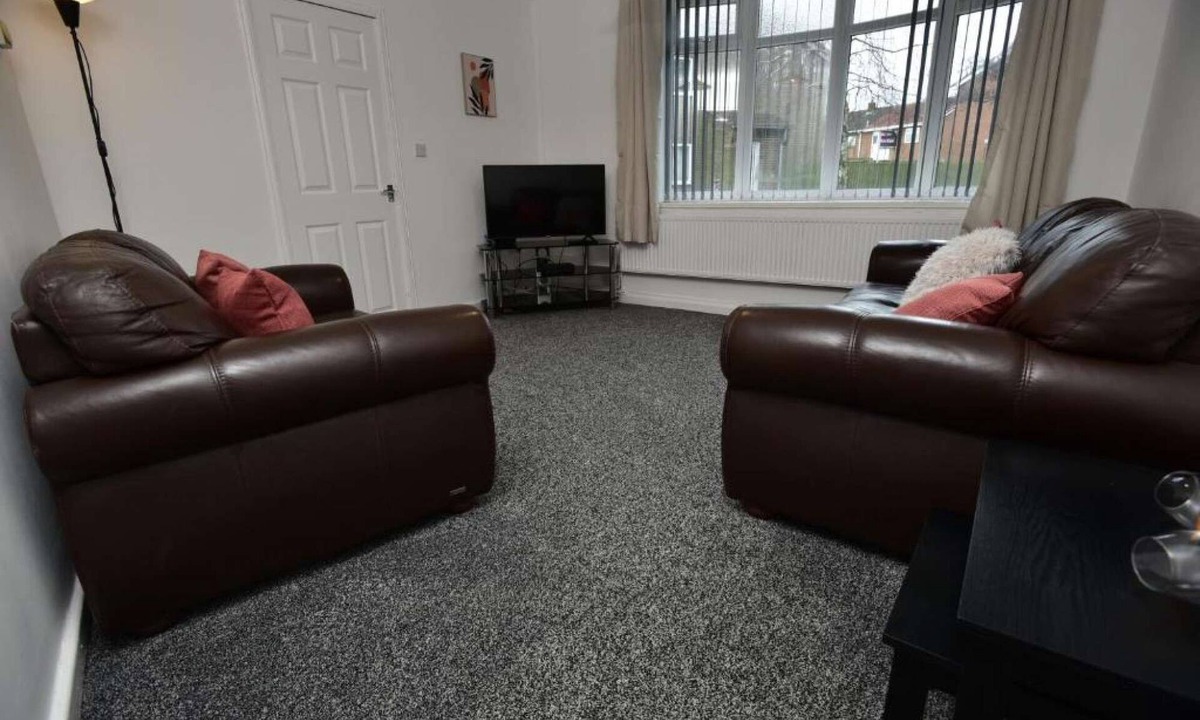 Billingham House | Spacious 3 bedroom House in