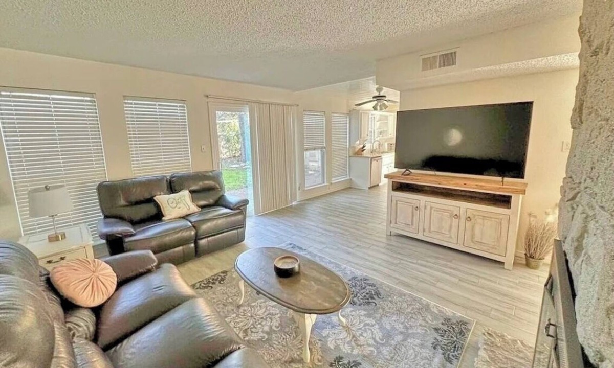 West Arlington House | Spacious 3-Bedroom Home Mins from AT&T Stadium