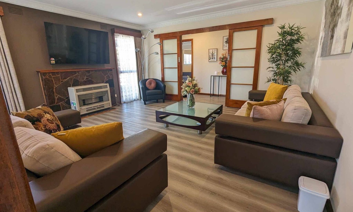 Noble Park House | Spacious 3-bedroom sanctuaryn