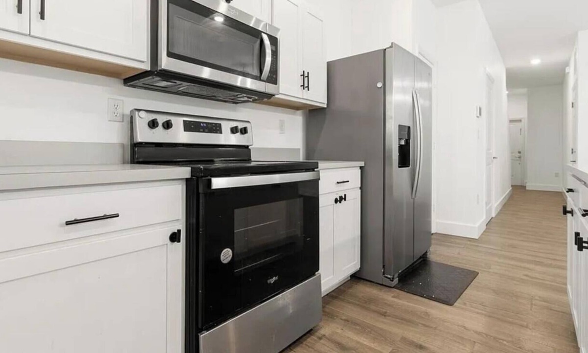 Florida City House | Spacious 3-bedroom townhome in peaceful Florida City with AC