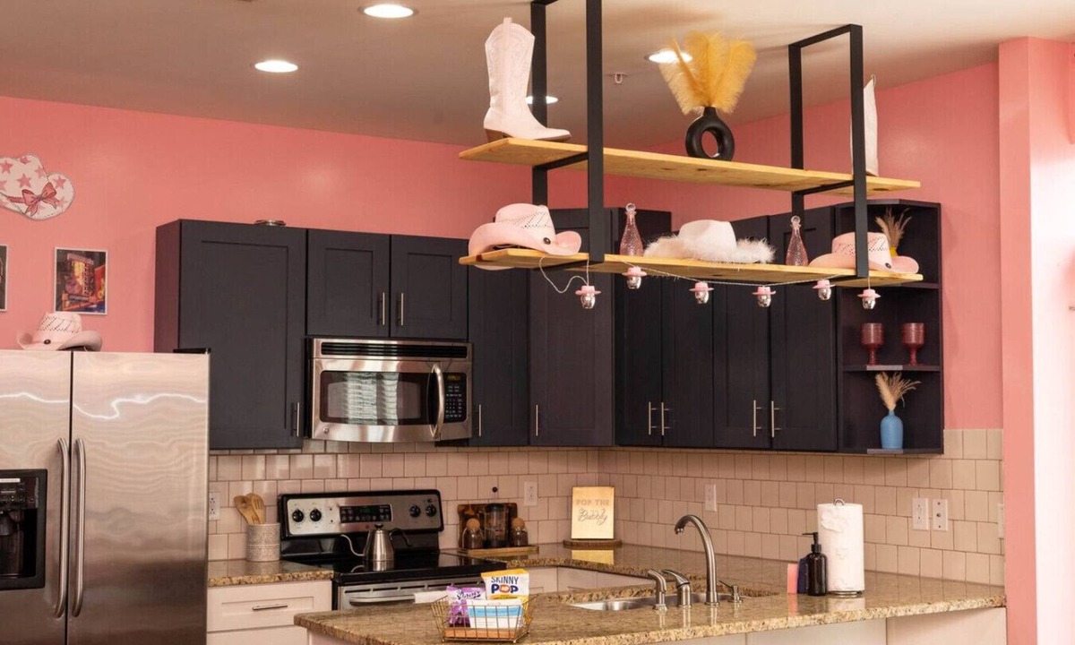 West End Condo | Spacious 3-Floor Condo | Free Covered Parking | Walk to Vanderbilt & West End