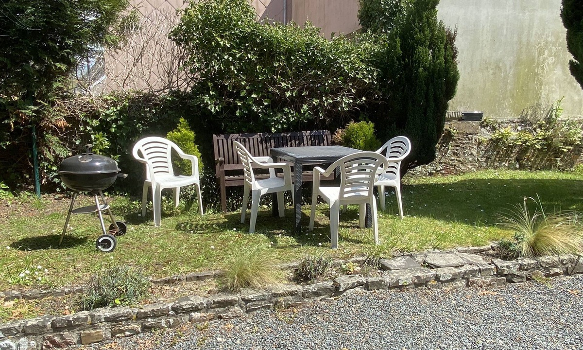 Saint-Germain-sur-Ay Cottage | Spacious 3 bed Gite.