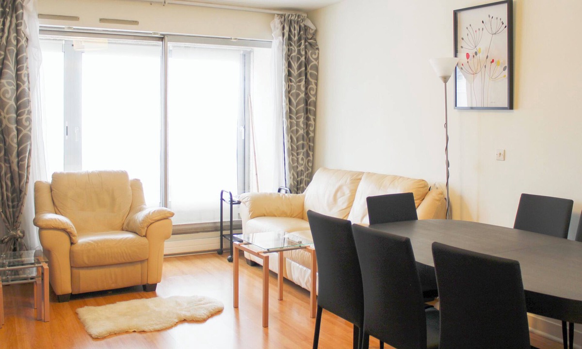 Flandres Apartment | Spacious 3 rooms with balcony in Paris