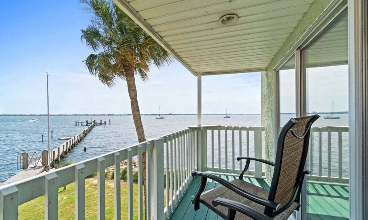 Panama City House | Spacious 3-Story Bayfront Home Perfect for Family Fun & Relaxation