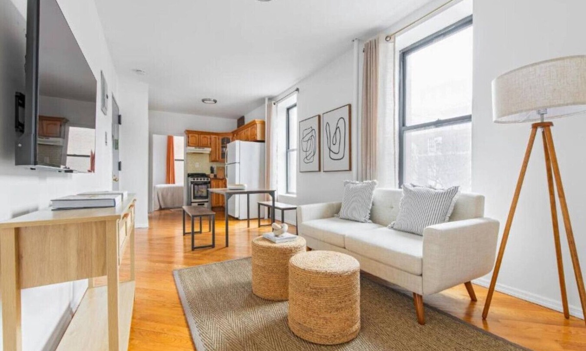 East Harlem Apartment | Spacious 3BR 2BA Apartment in NYC!