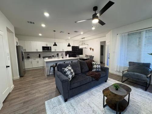 Barrett Villa | Spacious 3BR Gated Duplex with Resort Amenities