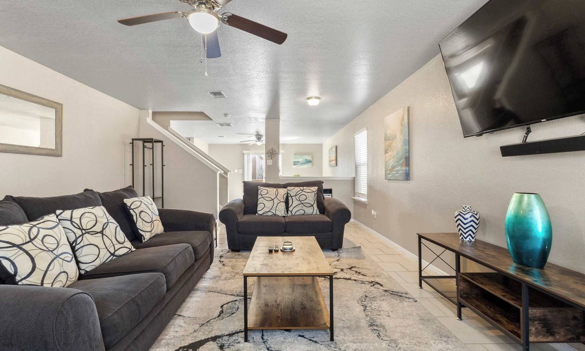 San Antonio House | Spacious 3BR Getaway, Near Downtown & Ft Sam