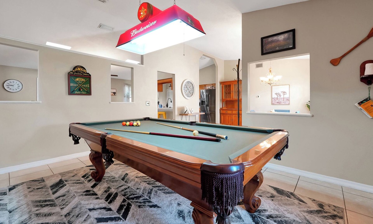 Deltona Lakes House | Spacious 3BR Home, Gym, Pool Table, Central Location