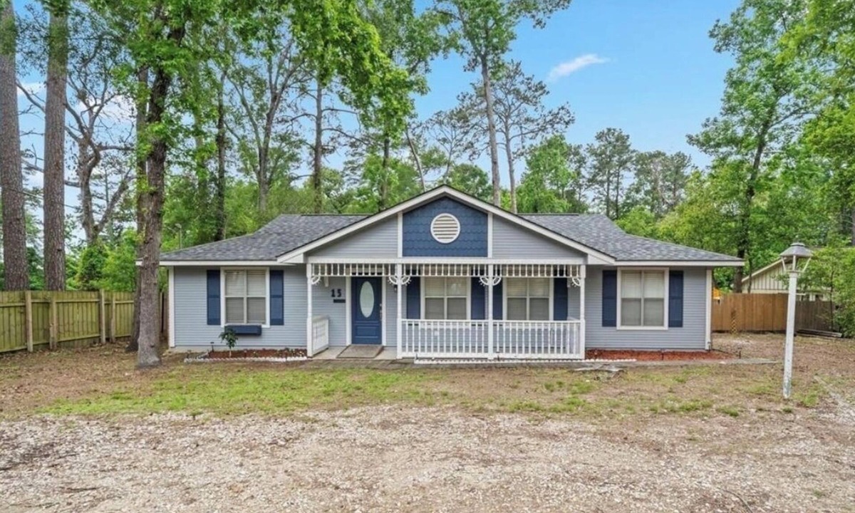 Conroe House | Spacious 3BR Home Near I-45 — Perfect for Families! “Cozy Getaway"