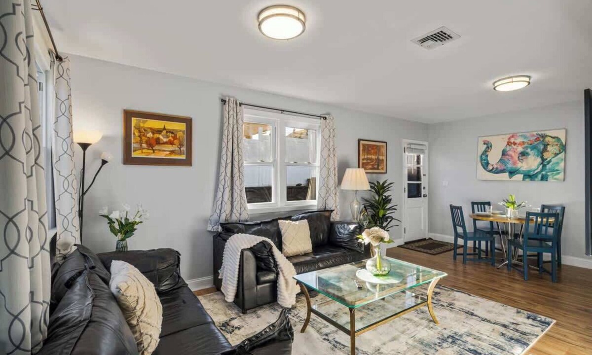 Hackensack House | Spacious 3BR Near Hackensack Med + NYC, Parking