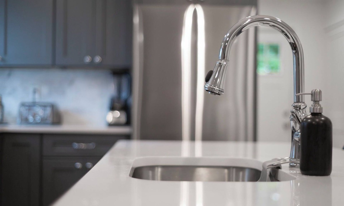 Salem Condo | Spacious 3BR Salem Getaway, Modern & Walkable