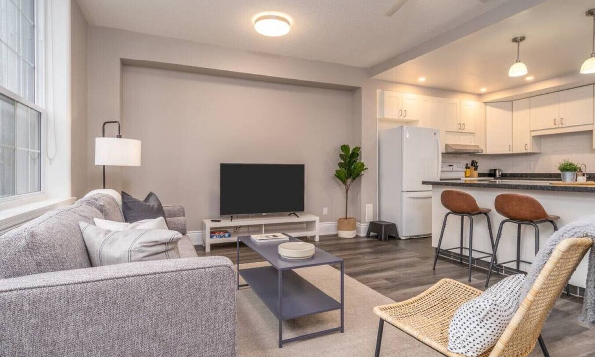 Burlington Apartment | Spacious 4-Bed, 3-Bath Apartments Near Waterfront
