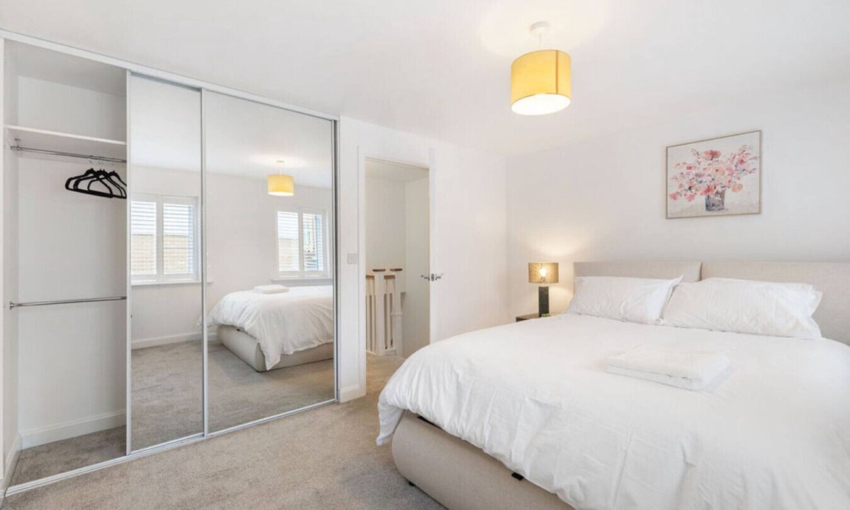 Dartford House | Spacious 4-Bed house in Dartford