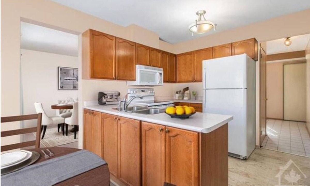 Kanata Lakes - Marchwood Lakeside - Morgan's Grant - Kanata Villa | Spacious 4-Bedroom Family Home in Peaceful Kanata Lakes