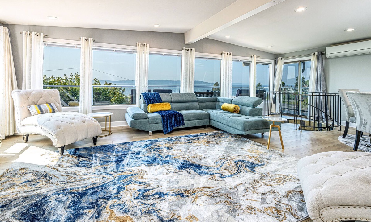 Redondo House | Spacious 4 bedroom Home … EV Charger Available