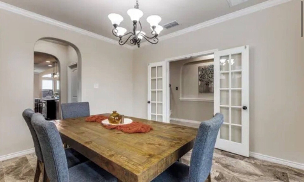 Little Elm House | Spacious 4-bedroom house in welcoming 'The Chateau @ Little Elm'