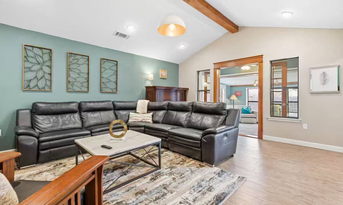 Abilene House | Spacious 4-bedroom home in Abilene