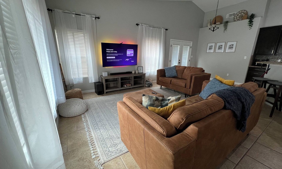 Carlsbad House | Spacious 4-bedroom house in charming Carlsbad with WiFi and AC
