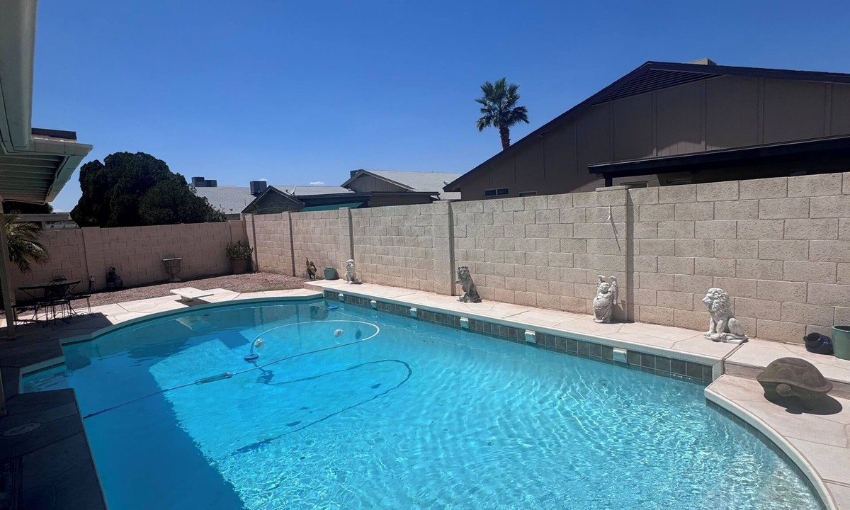 Deer Valley House | Spacious 4-bedroom house with AC in serene Glendale