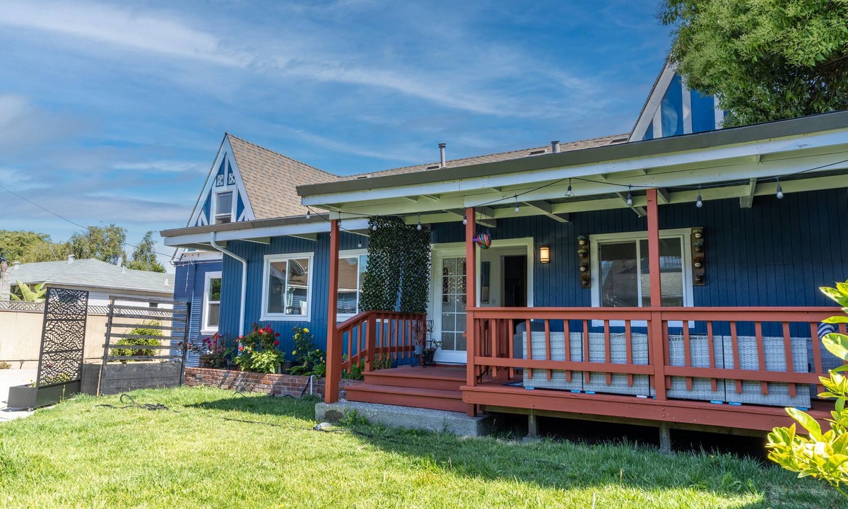 North and East House | Spacious 4-bedroom house unique