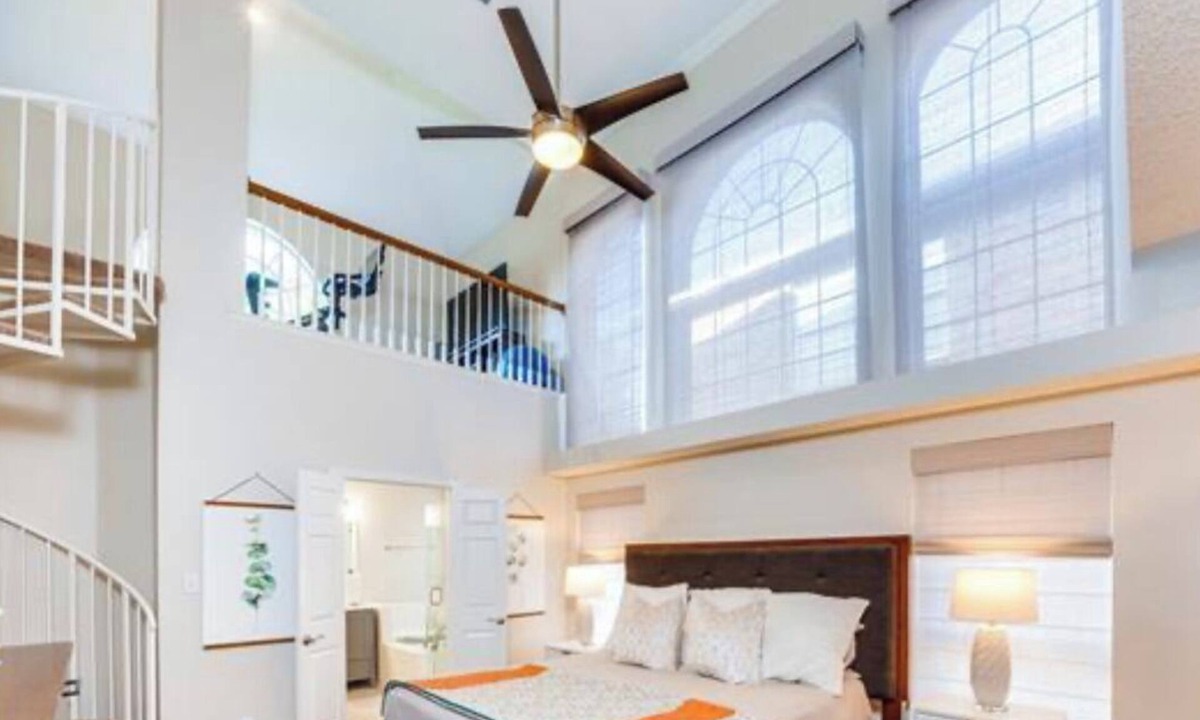 Addison House | Spacious 4-bedroom house in fantastic Addison with a Pool