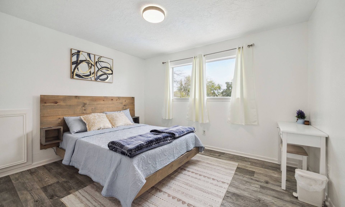 Mission Bend House | Spacious 4-bedroom house in beautiful Houston with AC
