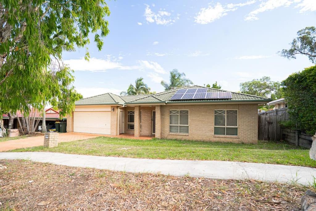 Doolandella Ski Chalet | Spacious 4-Bedroom house