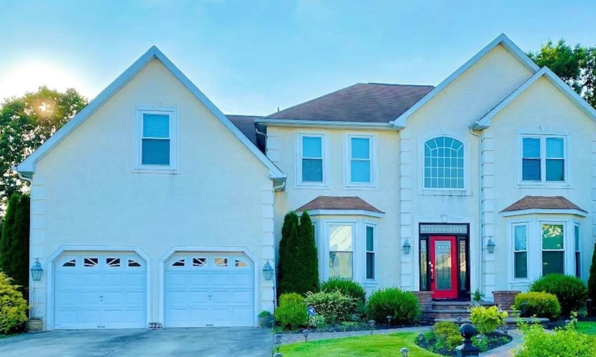 Williamstown House | Spacious 4 Bedroom Retreat