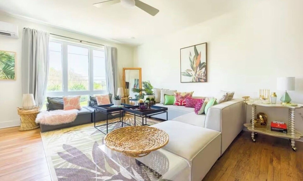 Hermitage House | Spacious 4-bedroom townhome in tranquil Nashville with AC