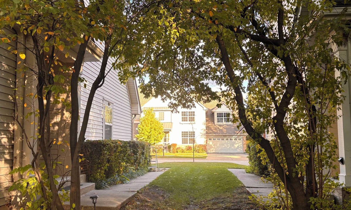Schaumburg House | Spacious 4BR Family-Friendly Retreat sleeps 8